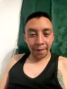 Snapshot of eslabon19 chatting on September 15, 2025, 4:56 am eslabon19 online show from September 15, 2025, 4:56 am