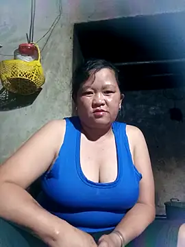 riso-00 online show from October 14, 2025, 1:34 pm