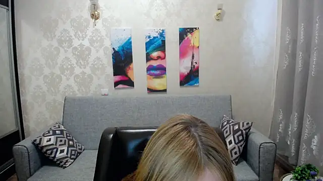 shy hot cat online show from September 15, 2025, 10:15 am