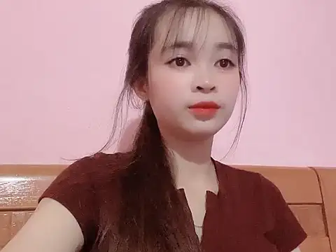 Snapshot of Suna7383 chatting on October 10, 2025, 4:50 pm Suna7383 online show from October 10, 2025, 4:50 pm