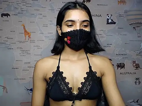 Snapshot of Sweetangle24 chatting on September 17, 2025, 9:33 am Sweetangle24 online show from September 17, 2025, 9:33 am