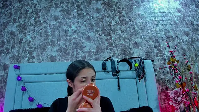 KatyVelvet online show from October 15, 2025, 2:33 am