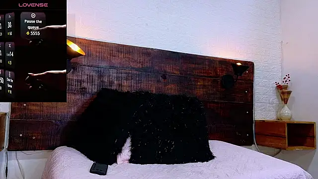 JhosuaVega online show from October 9, 2025, 6:50 pm