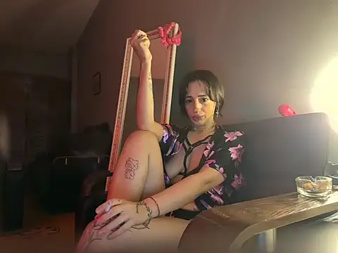 Snapshot of Monica_uwu chatting on October 18, 2025, 4:08 pm Monica uwu online show from October 18, 2025, 4:08 pm