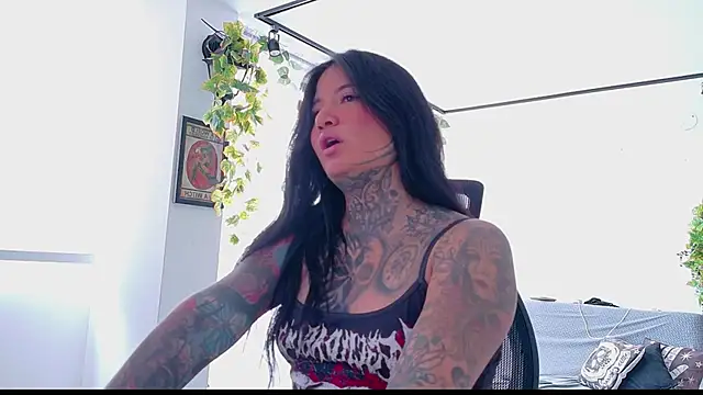 Snapshot of Unatatuada chatting on September 30, 2025, 6:35 pm Unatatuada online show from September 30, 2025, 6:35 pm