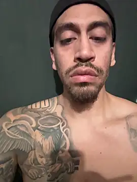 Snapshot of busnfatnutsLildee chatting on October 26, 2025, 8:09 am busnfatnutsLildee online show from October 26, 2025, 8:09 am