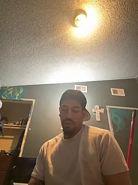 Snapshot of busnfatnutsLildee chatting on November 10, 2025, 1:04 am busnfatnutsLildee online show from November 10, 2025, 1:04 am