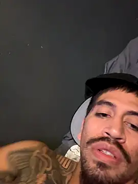 Snapshot of busnfatnutsLildee chatting on November 14, 2025, 6:01 am busnfatnutsLildee online show from November 14, 2025, 6:01 am