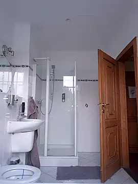 Snapshot of matzezsk chatting on September 30, 2025, 4:34 pm matzezsk online show from September 30, 2025, 4:34 pm