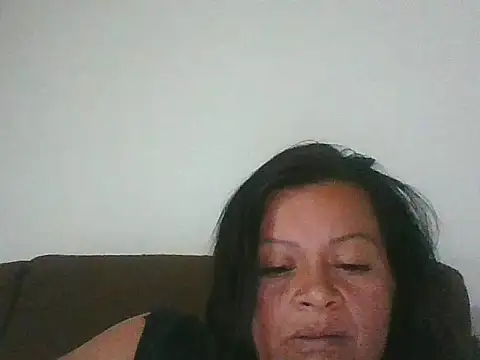 Snapshot of adri89-g chatting on November 1, 2025, 1:51 am adri89-g online show from November 1, 2025, 1:51 am