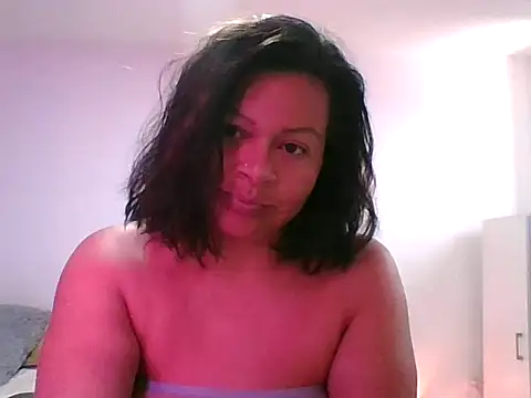 Snapshot of adri89-g chatting on November 5, 2025, 12:49 pm adri89-g online show from November 5, 2025, 12:49 pm