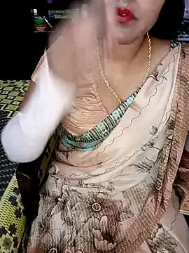 Snapshot of KannadaTamilTeluguBeauty chatting on December 4, 2025, 3:43 pm KannadaTamilTeluguBeauty online show from December 4, 2025, 3:43 pm