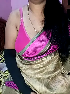 Snapshot of KannadaTamilTeluguBeauty chatting on December 14, 2025, 2:33 pm KannadaTamilTeluguBeauty online show from December 14, 2025, 2:33 pm