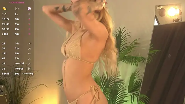 ellliefrost online show from November 12, 2025, 5:30 am