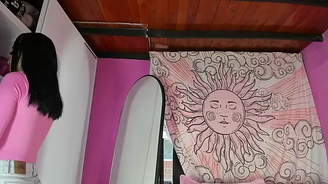 Snapshot of Missmoonstar chatting on September 29, 2025, 10:14 pm Missmoonstar online show from September 29, 2025, 10:14 pm