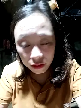 Snapshot of lyuyenkk chatting on October 3, 2025, 2:47 pm lyuyenkk online show from October 3, 2025, 2:47 pm