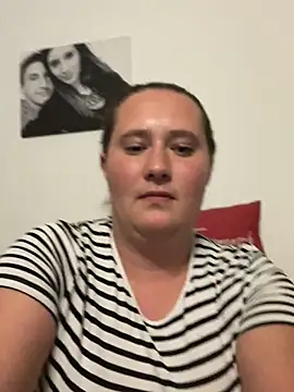 Snapshot of CurvySabrina chatting on September 15, 2025, 7:25 pm CurvySabrina online show from September 15, 2025, 7:25 pm