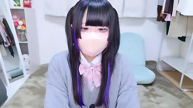 Nano chan  online show from October 13, 2025, 7:19 am