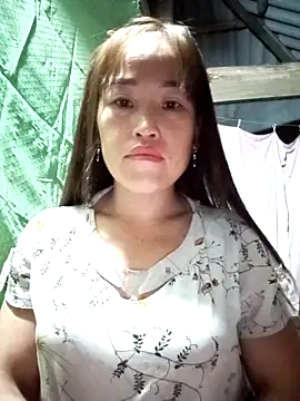 Snapshot of Vuong_x chatting on October 10, 2025, 9:36 pm Vuong x online show from October 10, 2025, 9:36 pm