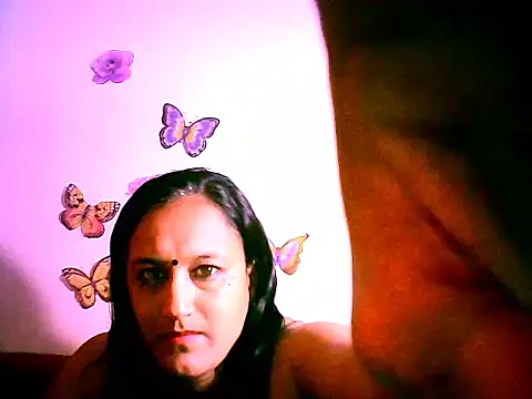 Indiansexyboobs18 online show from November 7, 2025, 7:41 am