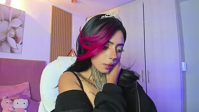 Snapshot of KoraRousee chatting on September 30, 2025, 3:50 pm KoraRousee online show from September 30, 2025, 3:50 pm