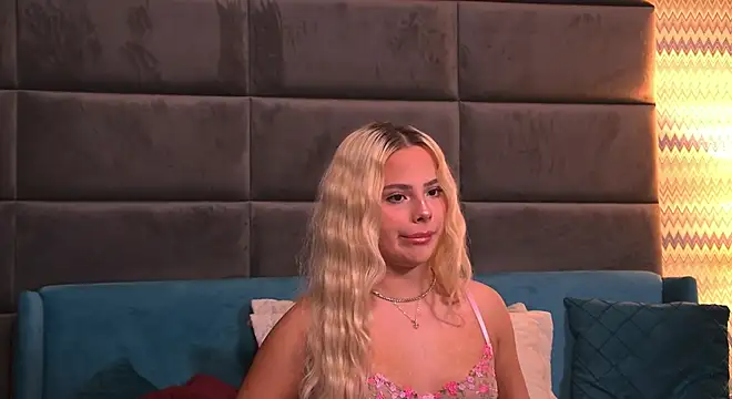 YssabelFox online show from October 17, 2025, 3:31 am