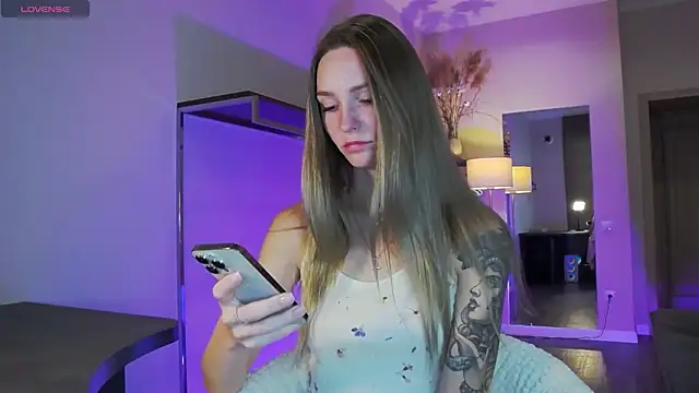 Melloudy online show from September 29, 2025, 5:34 am