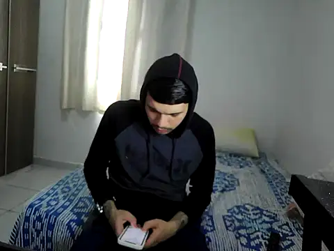 Snapshot of becmz chatting on November 14, 2025, 10:58 am becmz online show from November 14, 2025, 10:58 am