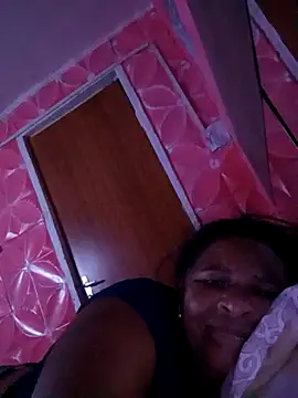 Snapshot of Rosabela04 chatting on November 22, 2025, 12:09 am Rosabela04 online show from November 22, 2025, 12:09 am