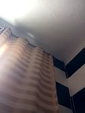 Snapshot of Rosabela04 chatting on November 29, 2025, 2:53 pm Rosabela04 online show from November 29, 2025, 2:53 pm