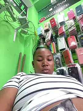 Snapshot of Karol_sexy23 chatting on December 17, 2025, 2:23 pm Karol sexy23 online show from December 17, 2025, 2:23 pm