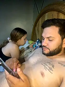 coupleyys online show from November 5, 2025, 2:11 am