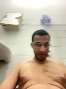 pauzudomoreno1 online show from December 4, 2025, 5:39 am