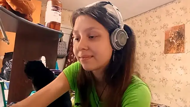 Snapshot of QutieDaSweet chatting on September 23, 2025, 6:16 am QutieDaSweet online show from September 23, 2025, 6:16 am