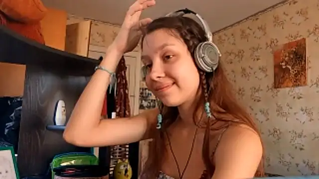 Snapshot of QutieDaSweet chatting on October 1, 2025, 6:52 am QutieDaSweet online show from October 1, 2025, 6:52 am