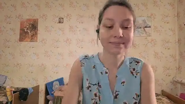 Snapshot of QutieDaSweet chatting on October 6, 2025, 6:11 am QutieDaSweet online show from October 6, 2025, 6:11 am