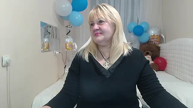 EmmaEllison online show from October 4, 2025, 12:03 pm