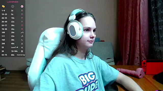 Snapshot of SharybbFace chatting on October 28, 2025, 3:58 pm SharybbFace online show from October 28, 2025, 3:58 pm