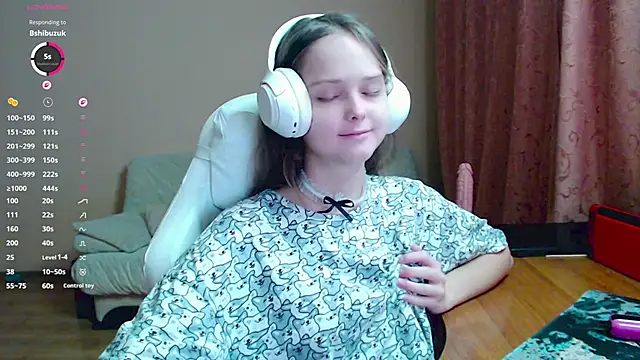 Snapshot of SharybbFace chatting on November 6, 2025, 3:02 pm SharybbFace online show from November 6, 2025, 3:02 pm