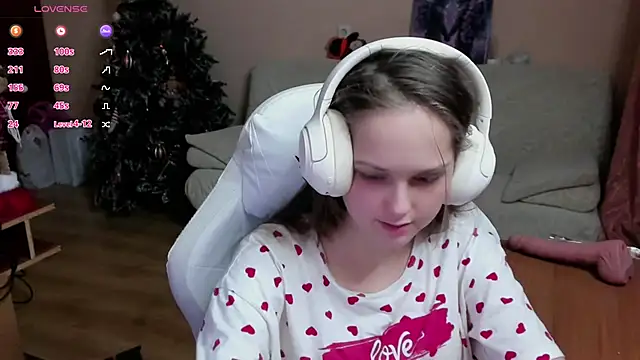 Snapshot of SharybbFace chatting on November 21, 2025, 3:11 pm SharybbFace online show from November 21, 2025, 3:11 pm