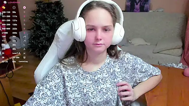 Snapshot of SharybbFace chatting on November 27, 2025, 3:14 pm SharybbFace online show from November 27, 2025, 3:14 pm