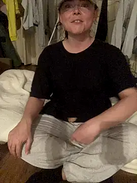 Snapshot of Mia_Winters chatting on December 14, 2025, 8:57 pm Mia Winters online show from December 14, 2025, 8:57 pm