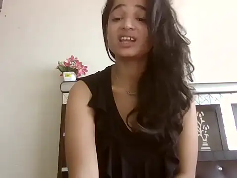 Snapshot of veronica_97 chatting on October 5, 2025, 10:24 am veronica 97 online show from October 5, 2025, 10:24 am