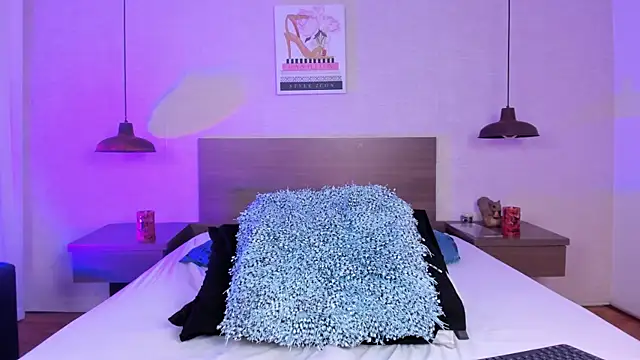 Snapshot of cloehill_ chatting on October 27, 2025, 2:43 pm cloehill online show from October 27, 2025, 2:43 pm