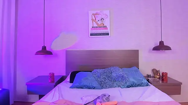 Snapshot of cloehill_ chatting on October 28, 2025, 11:47 am cloehill online show from October 28, 2025, 11:47 am