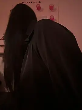 Nicol X online show from November 10, 2025, 2:27 pm