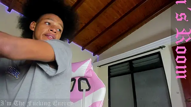 Snapshot of jordan_mm420 chatting on November 3, 2025, 3:08 am jordan mm420 online show from November 3, 2025, 3:08 am