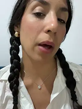 MaddyX   online show from November 27, 2025, 7:49 pm