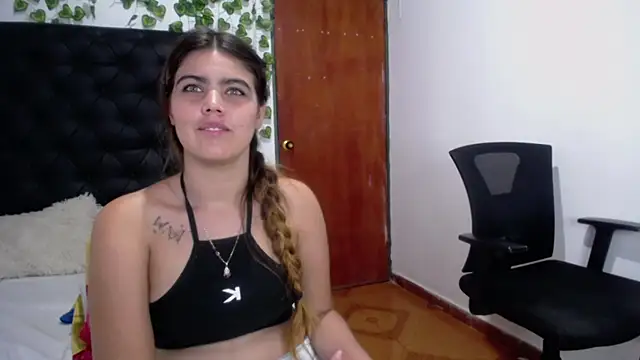 isabel 09 online show from November 12, 2025, 3:12 pm