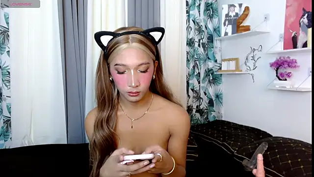 Snapshot of extremeJaime chatting on October 4, 2025, 1:42 pm extremeJaime online show from October 4, 2025, 1:42 pm